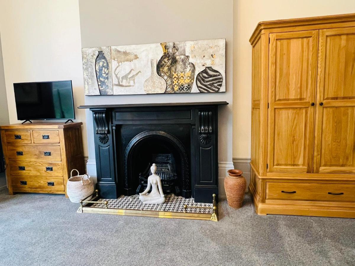 Luxury Garden Apartment Under The Castle, Dover Exteriör bild